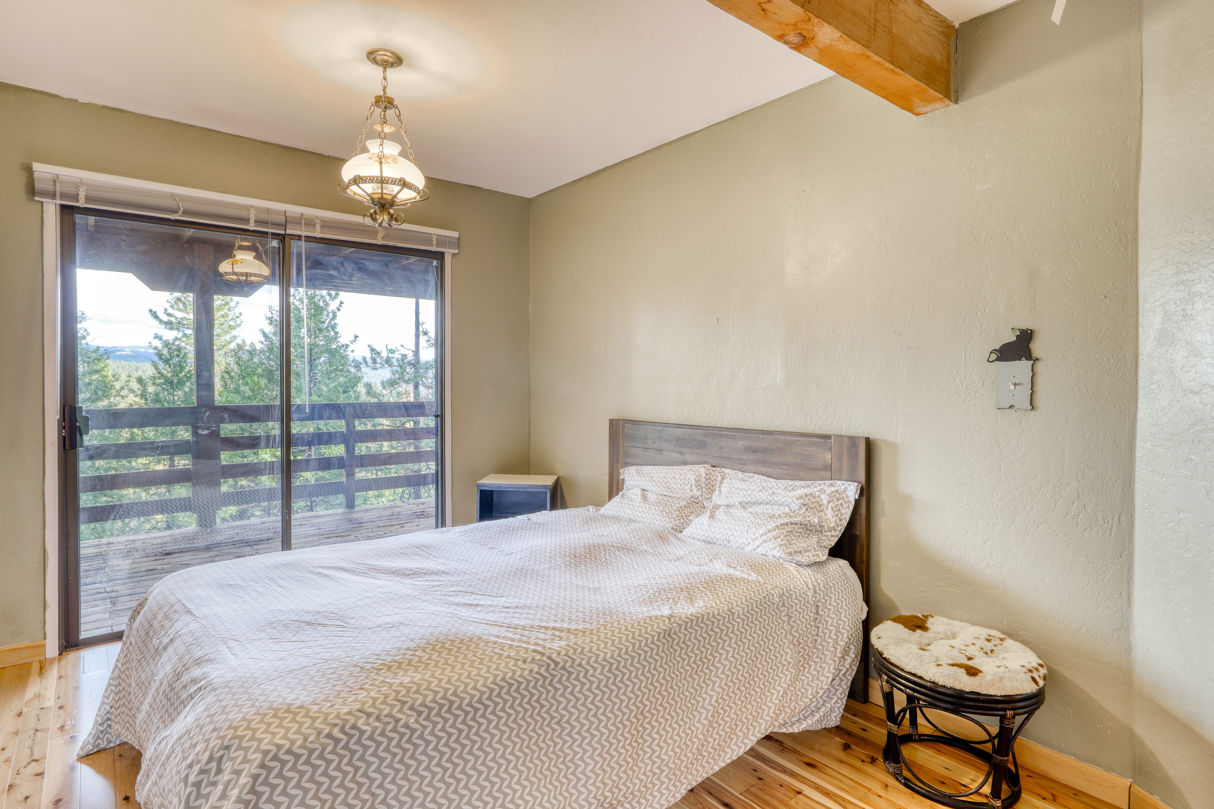 Yosemite Area Home 984850
