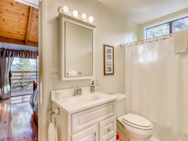 Yosemite Area Home 984850