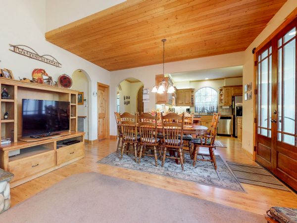 Yosemite Area Home 984851