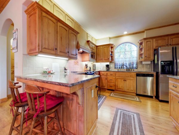 Yosemite Area Home 984851