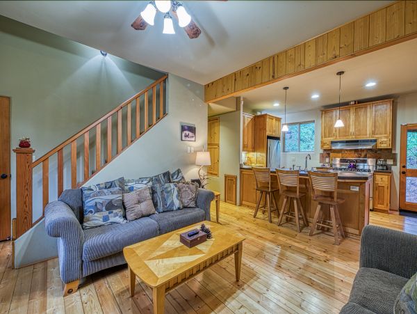 Yosemite Area Home 984852