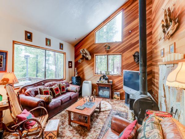 Yosemite Area Home 984854