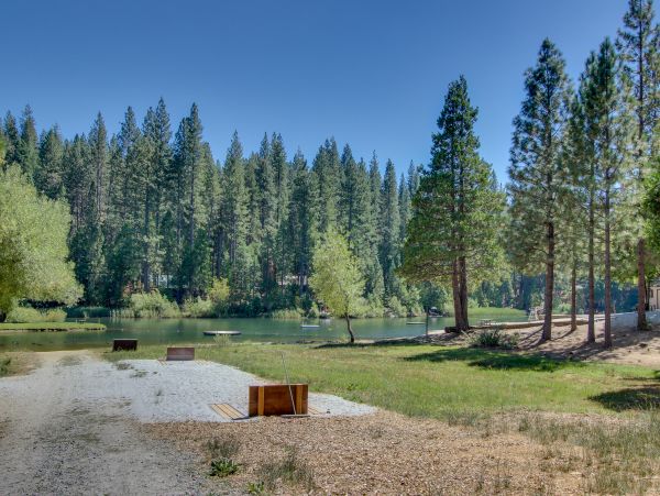Yosemite Area Home 984854