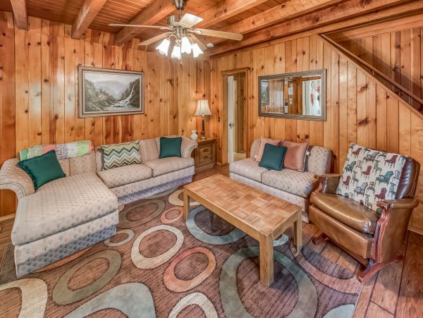 Yosemite Area Home 984855
