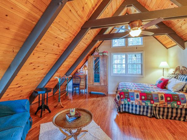 Yosemite Area Home 984856