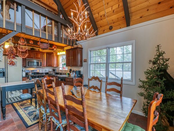 Yosemite Area Home 984856