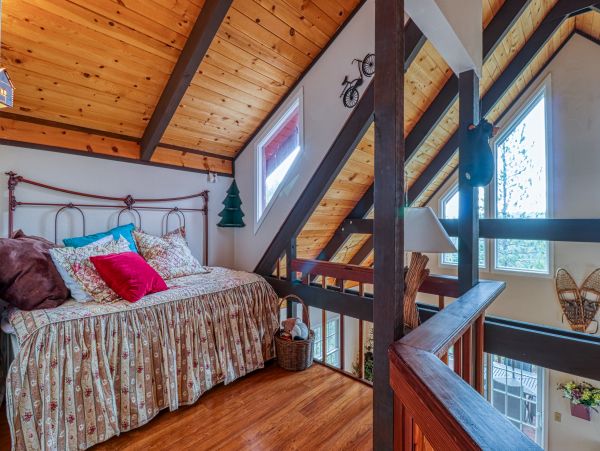 Yosemite Area Home 984856