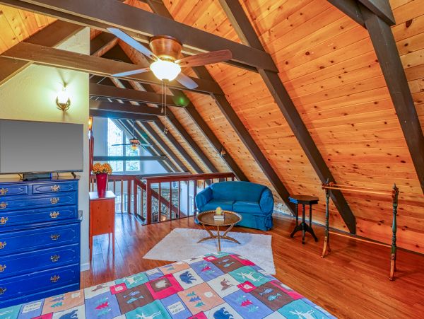 Yosemite Area Home 984856