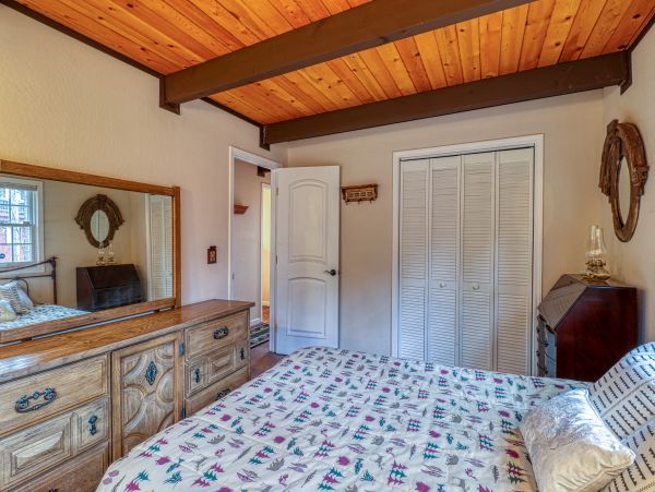 Yosemite Area Home 984856