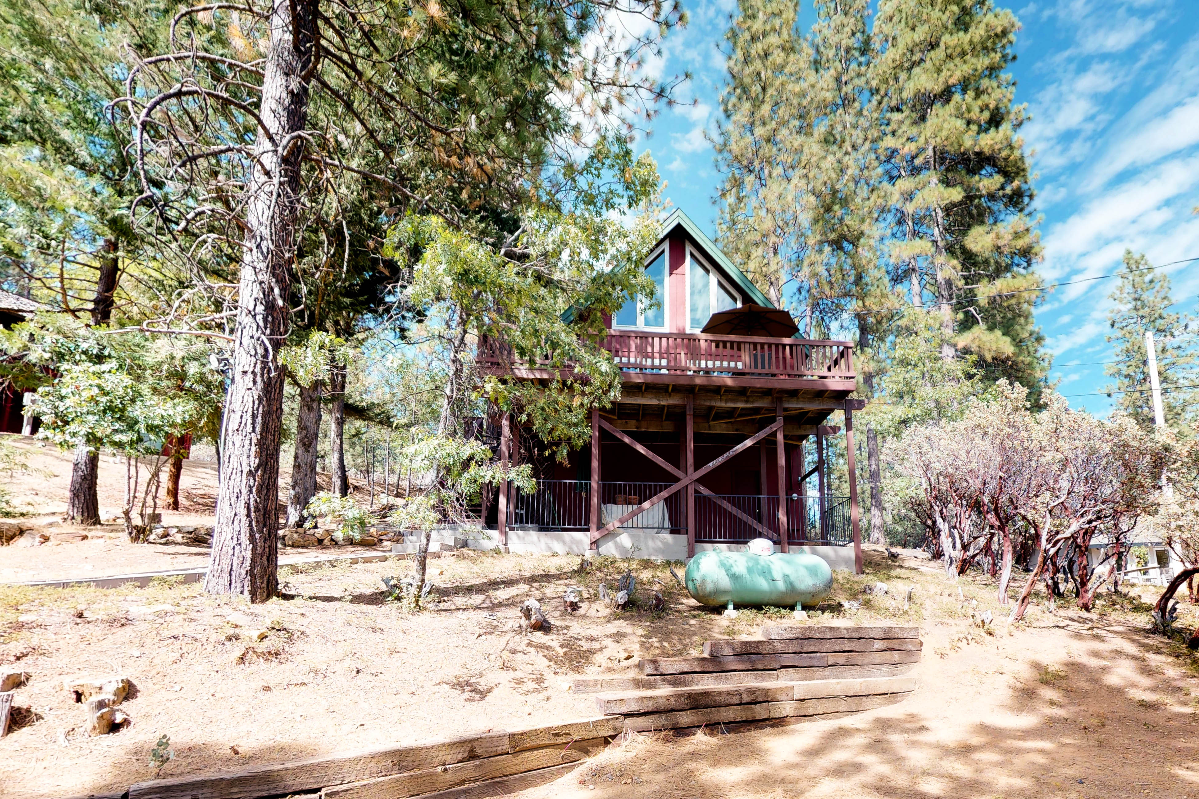 Yosemite Area Home 984856