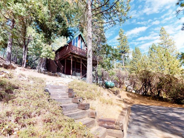 Yosemite Area Home 984856