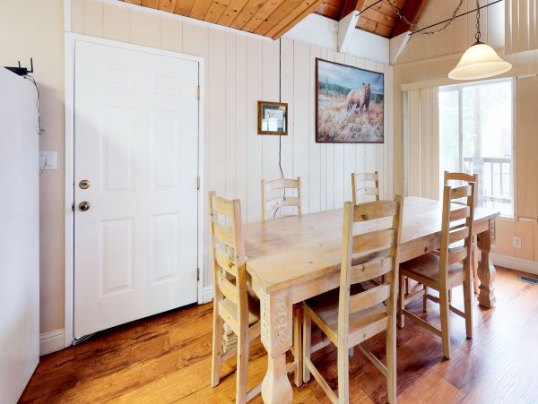 Yosemite Area Home 984857