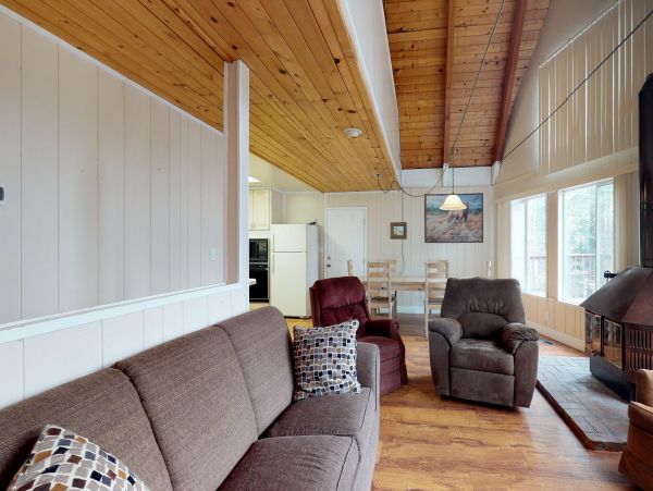 Yosemite Area Home 984857