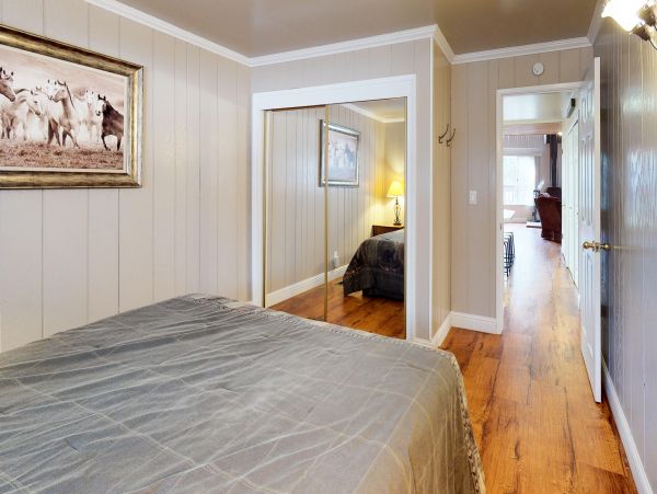 Yosemite Area Home 984857