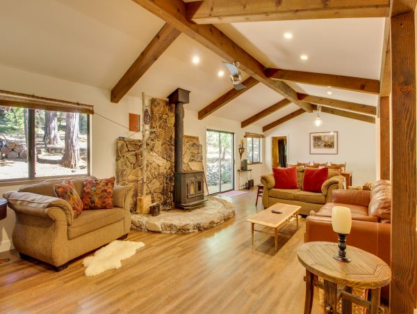 Yosemite Area Home 984858