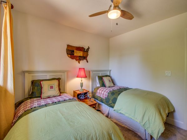 Yosemite Area Home 984858