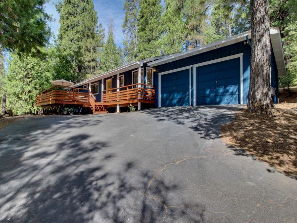 Yosemite Area Home 984858