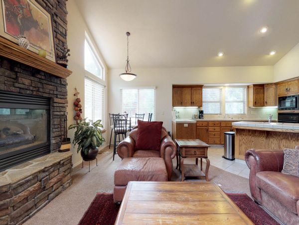Yosemite Area Home 984859