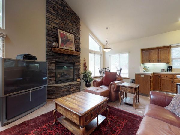Yosemite Area Home 984859
