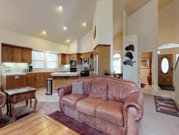 Yosemite Area Home 984859