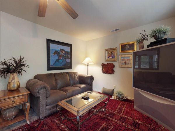 Yosemite Area Home 984859
