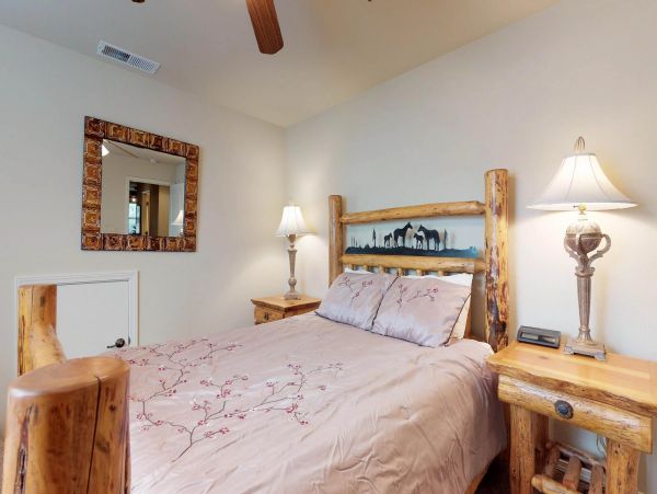 Yosemite Area Home 984859