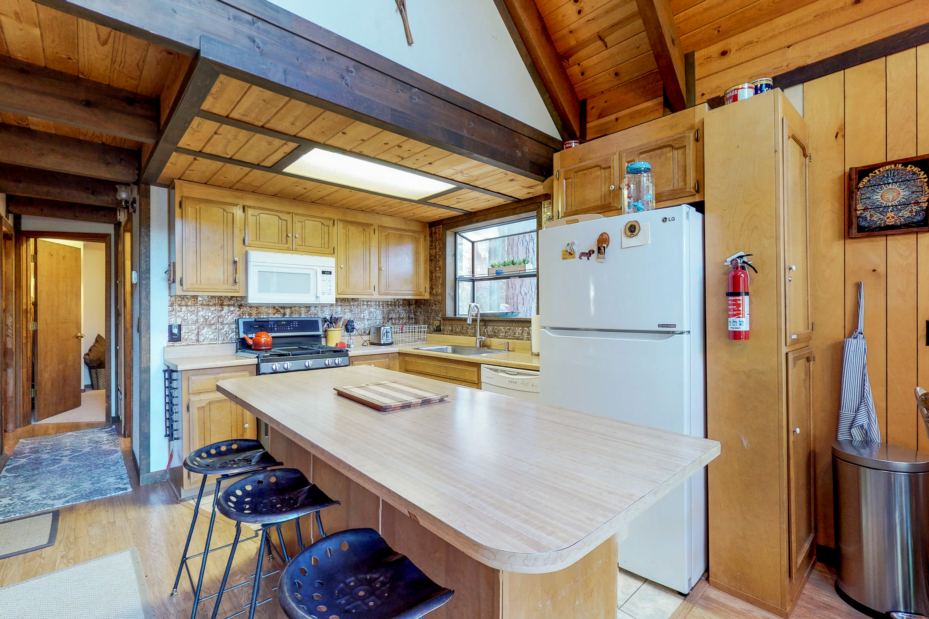 Yosemite Area Home 984862