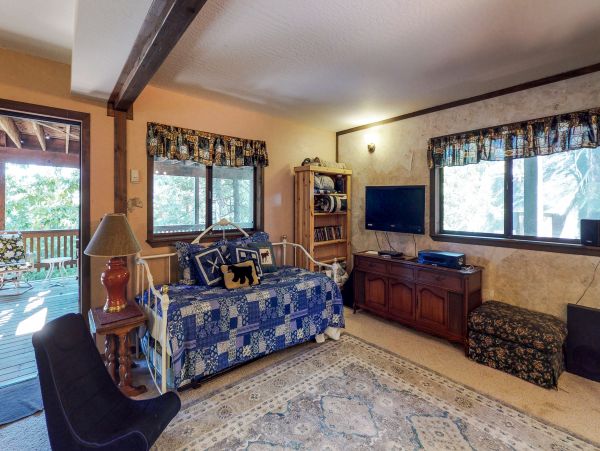 Yosemite Area Home 984862