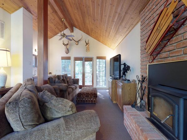 Yosemite Area Home 984863