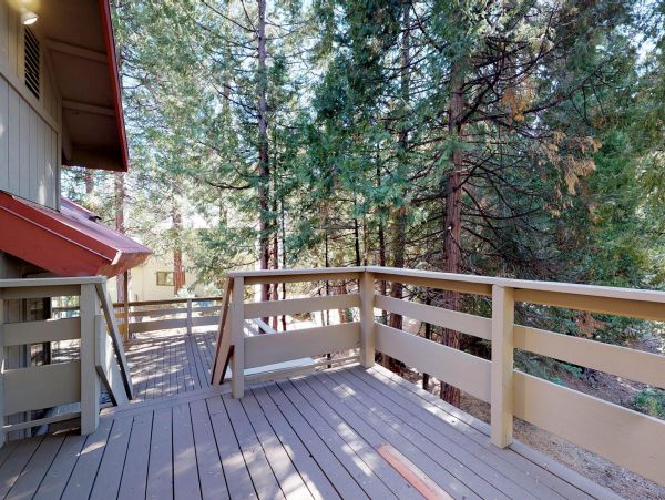 Yosemite Area Home 984863