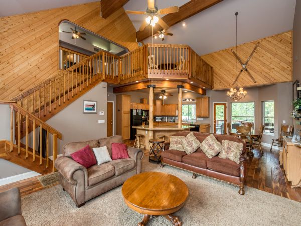 Yosemite Area Home 984864