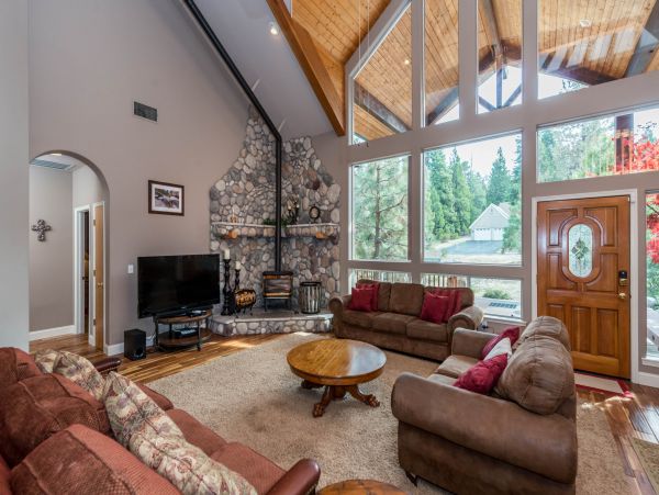 Yosemite Area Home 984864