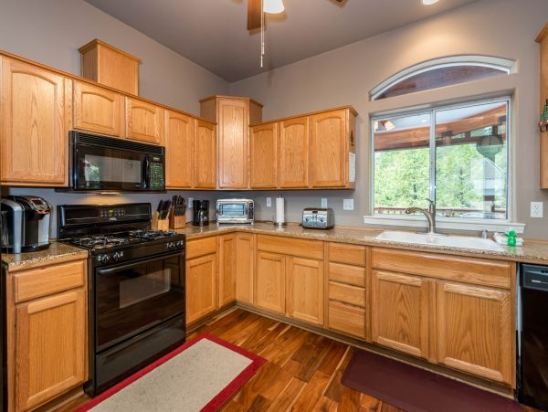 Yosemite Area Home 984864