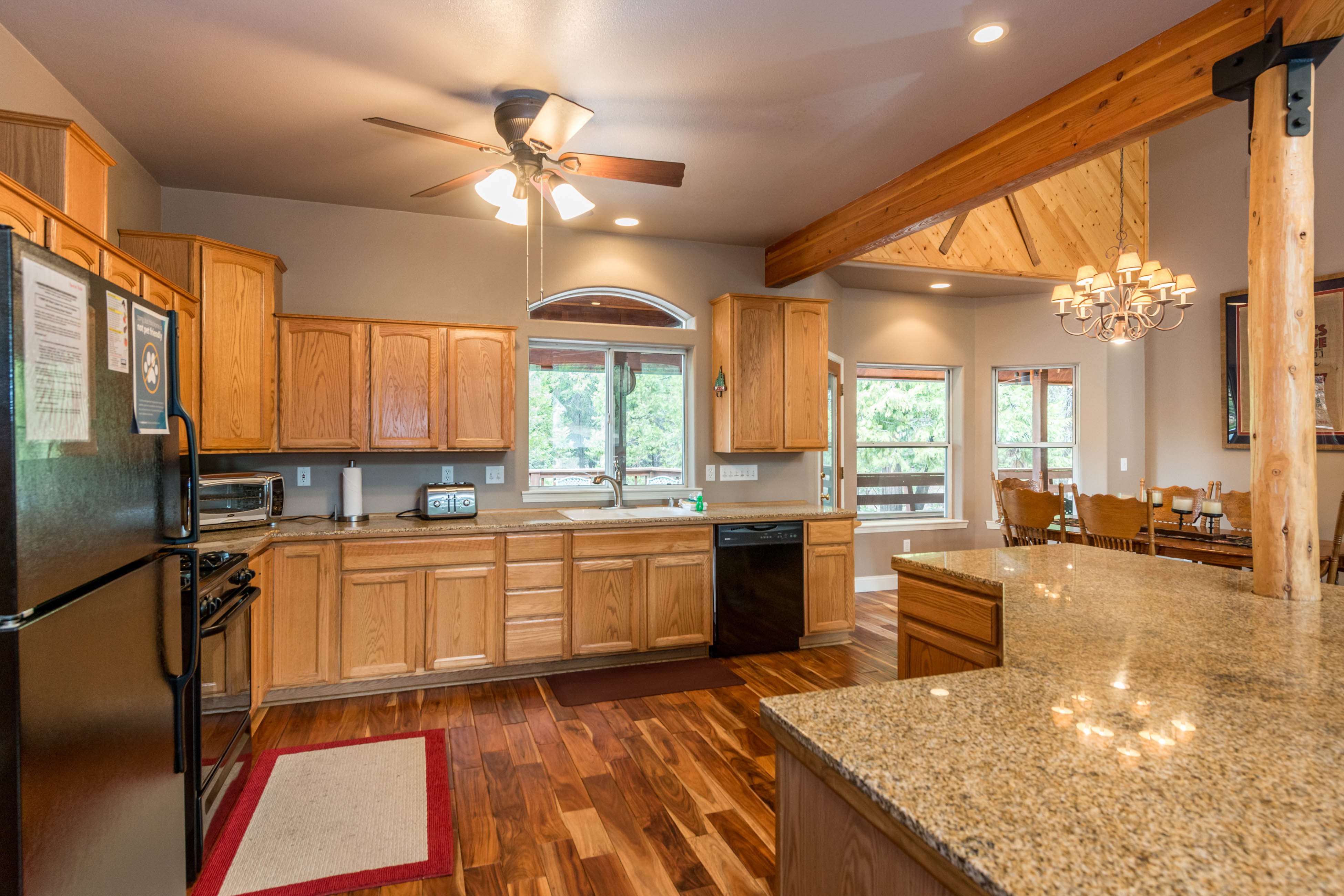 Yosemite Area Home 984864