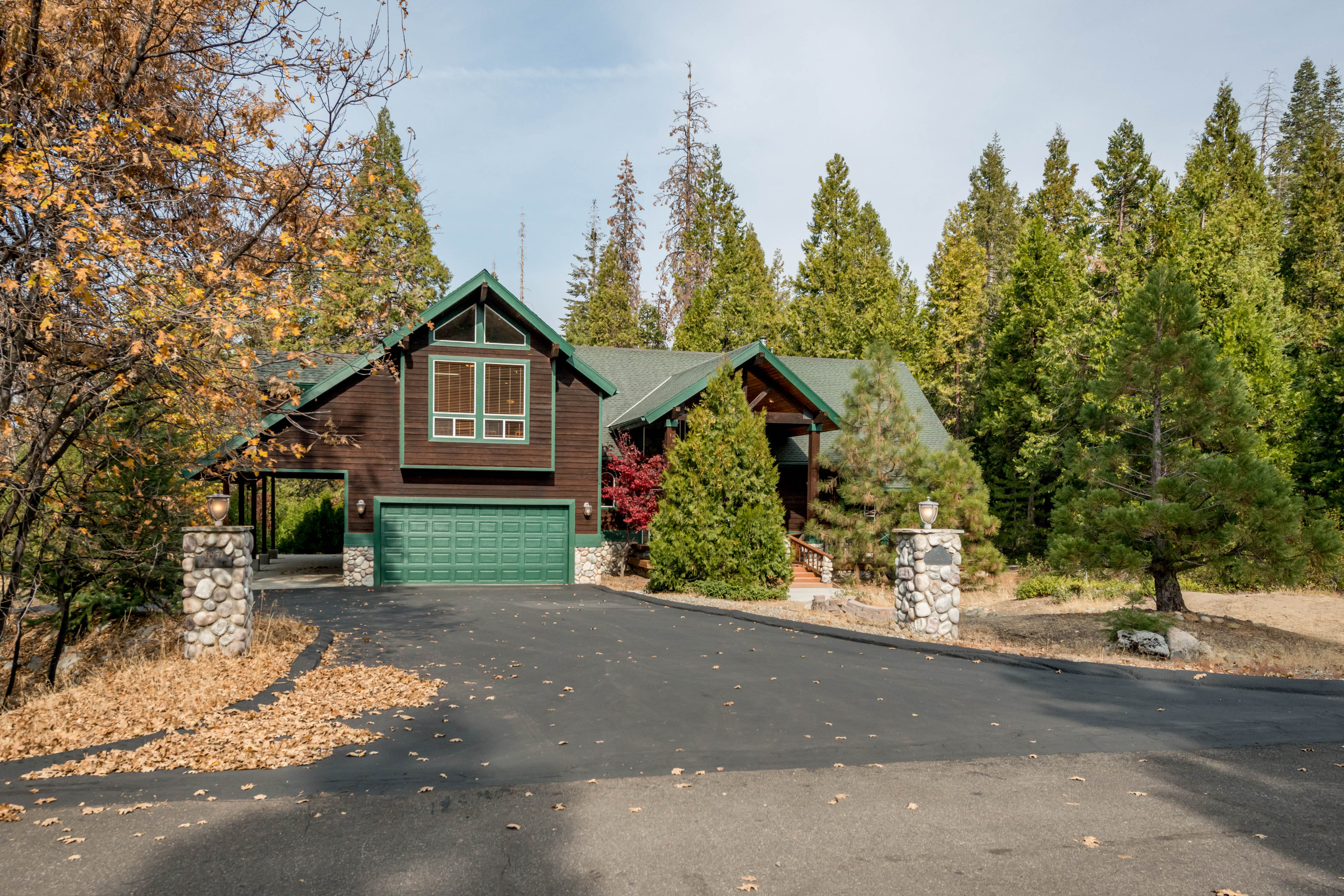 Yosemite Area Home 984864