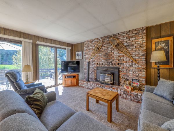 Yosemite Area Home 984865