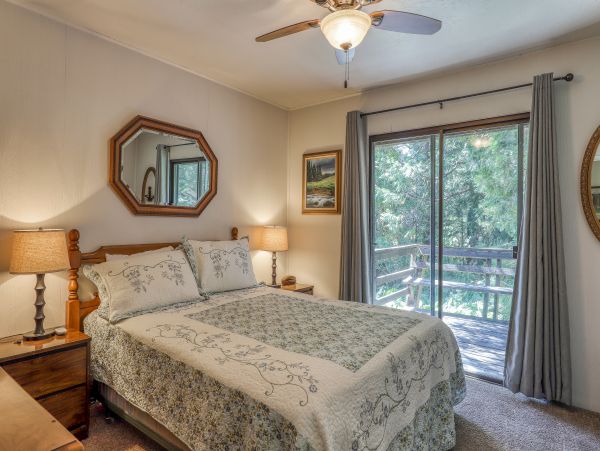 Yosemite Area Home 984865