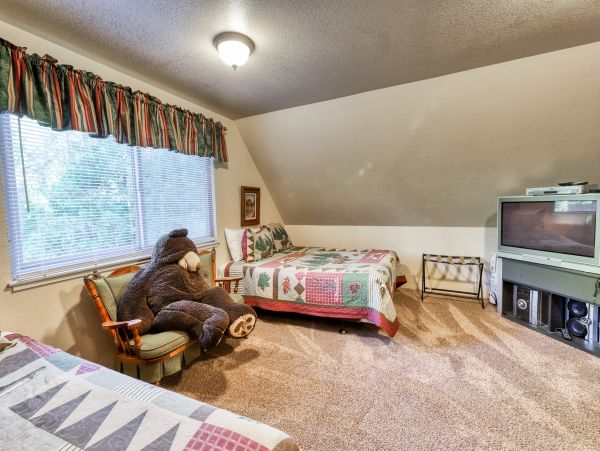 Yosemite Area Home 984866