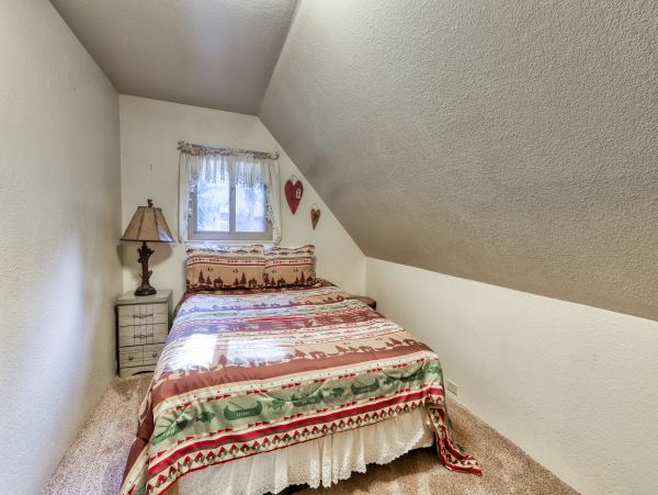 Yosemite Area Home 984866