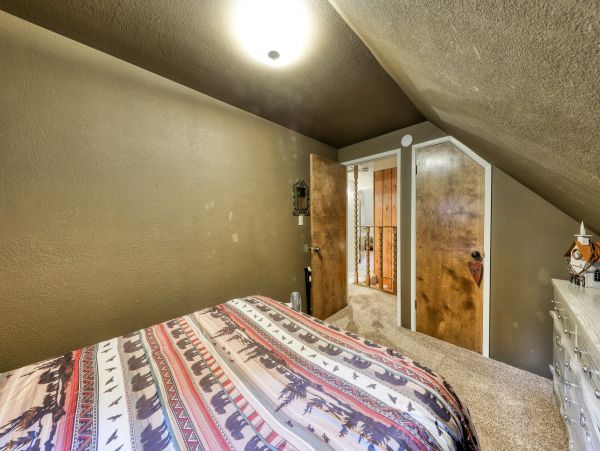 Yosemite Area Home 984866