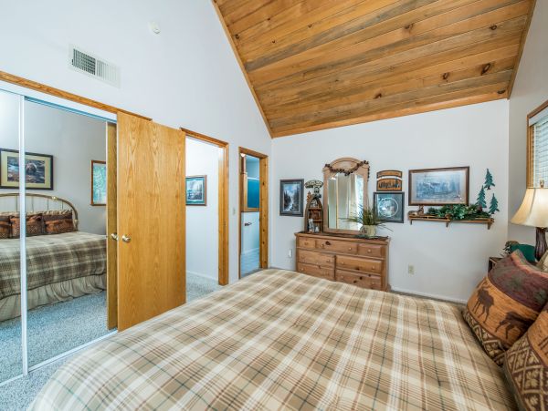 Yosemite Area Home 984867