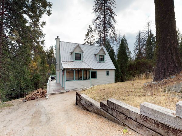 Yosemite Area Home 984868