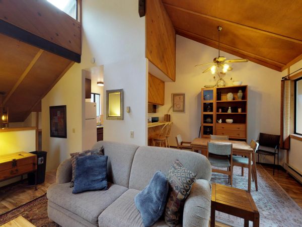 Yosemite Area Home 984869