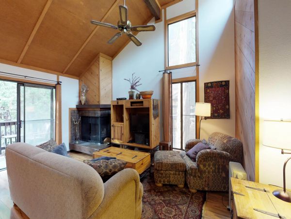 Yosemite Area Home 984869