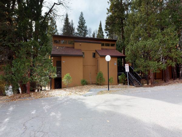 Yosemite Area Home 984869