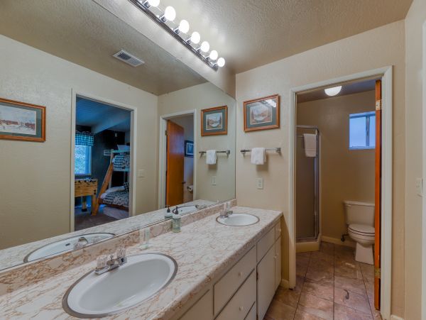 Yosemite Area Home 984870