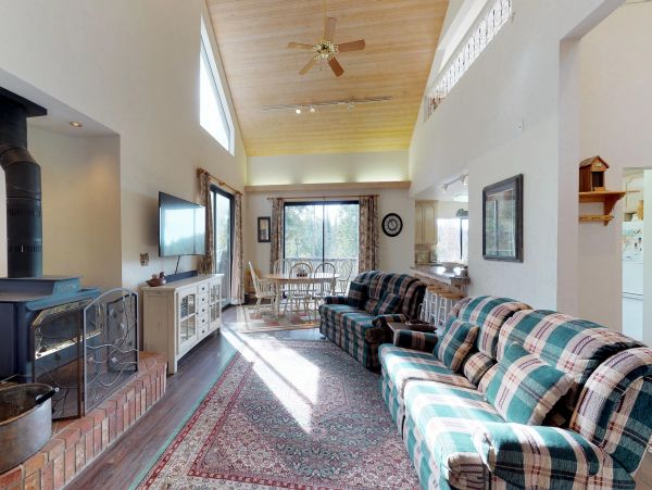 Yosemite Area Home 984873