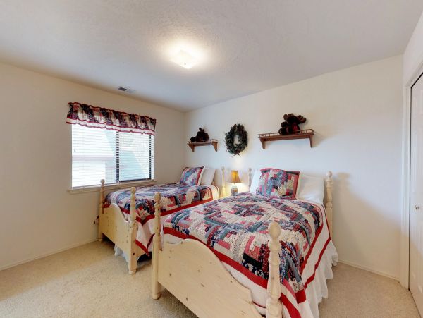 Yosemite Area Home 984873