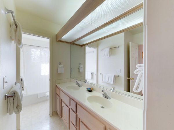 Yosemite Area Home 984873