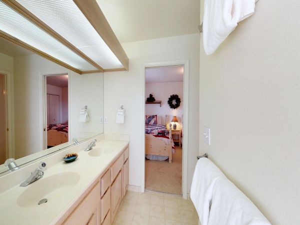 Yosemite Area Home 984873